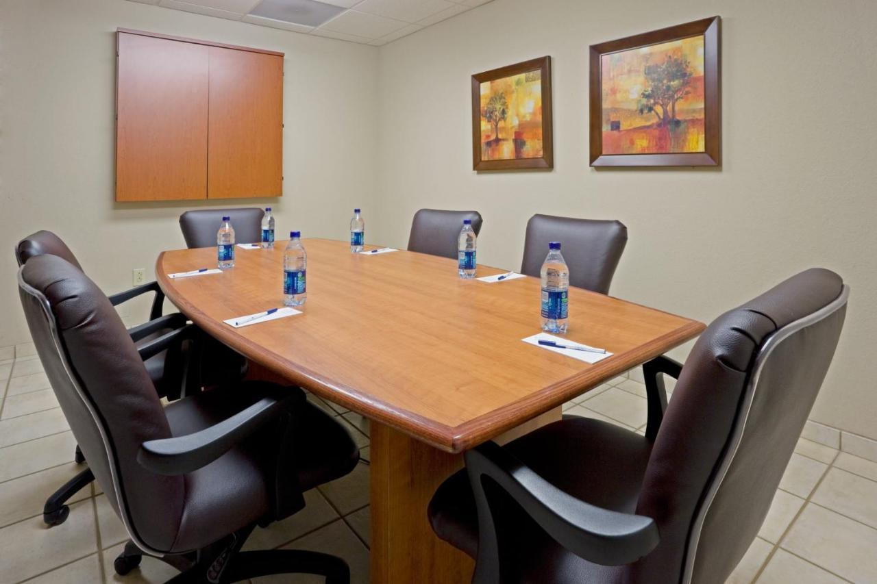 Candlewood Suites Bordentown-Trenton By Ihg Eksteriør bilde